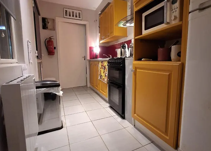 Mariners Rest One Bedroom In Innishannon Village Appartement *